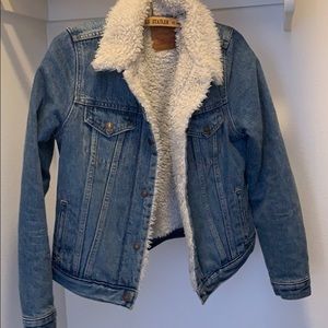 Levi’s sherpa jean jacket- fur lined